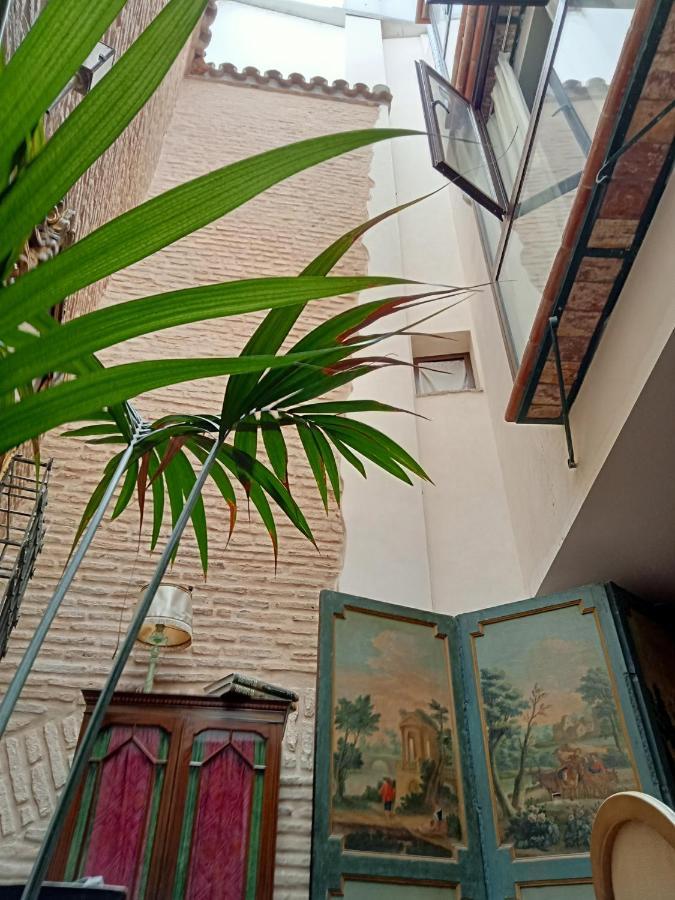 إشبيلية Hostal Casa Del Buen Viaje المظهر الخارجي الصورة